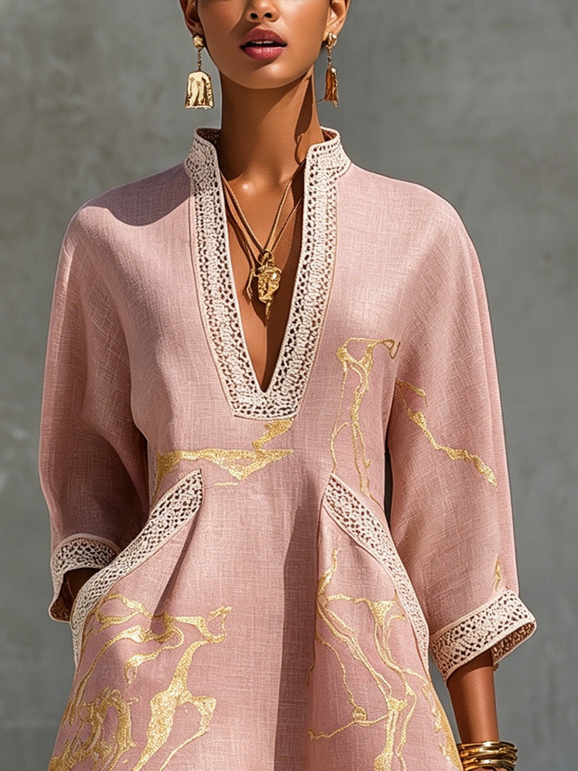 Mini-robe femme à imprimé marbré, bordure crochet et col en V