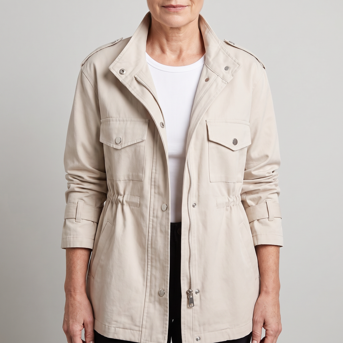 Veste saharienne utilitaire pour femme à taille froncée