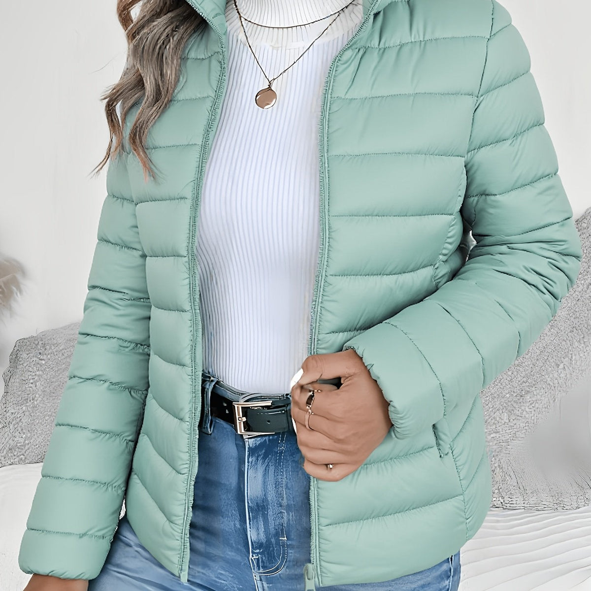 Women’s Lightweight Quilted Stand Collar Puffer Jacket