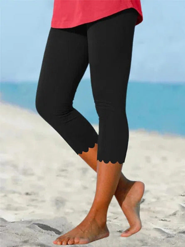 Scalloped Hem Cropped Leggings with Fitted Stretch Fit