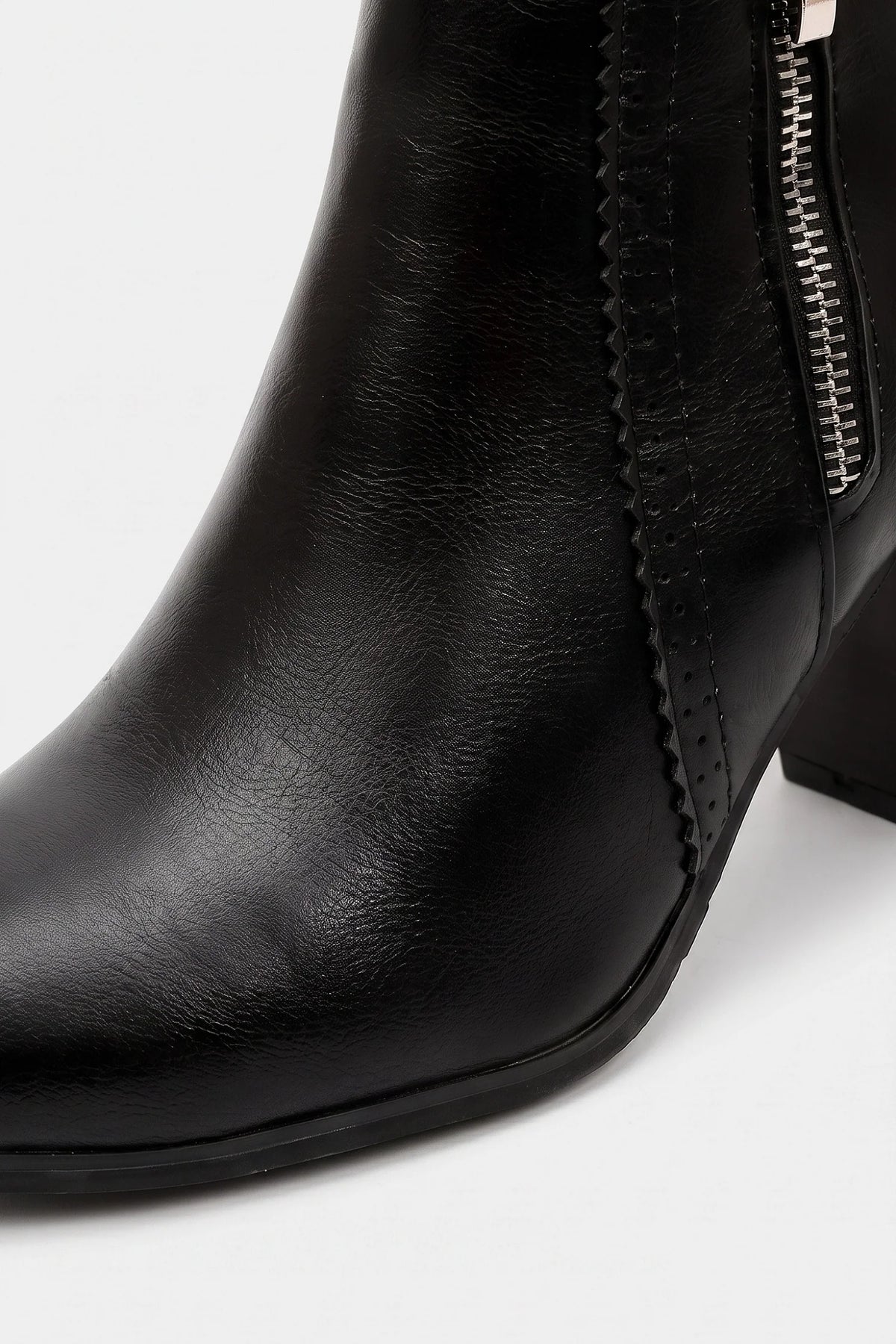 Women's ankle boots with side zippers, round toes and high block heels