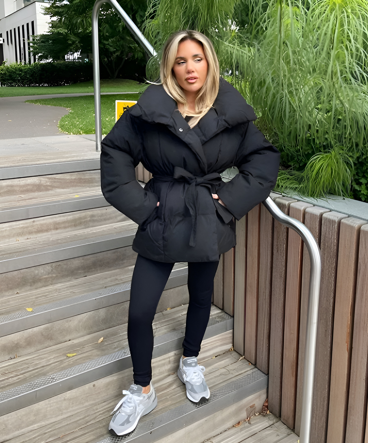 Doudoune ceinturée pour femme