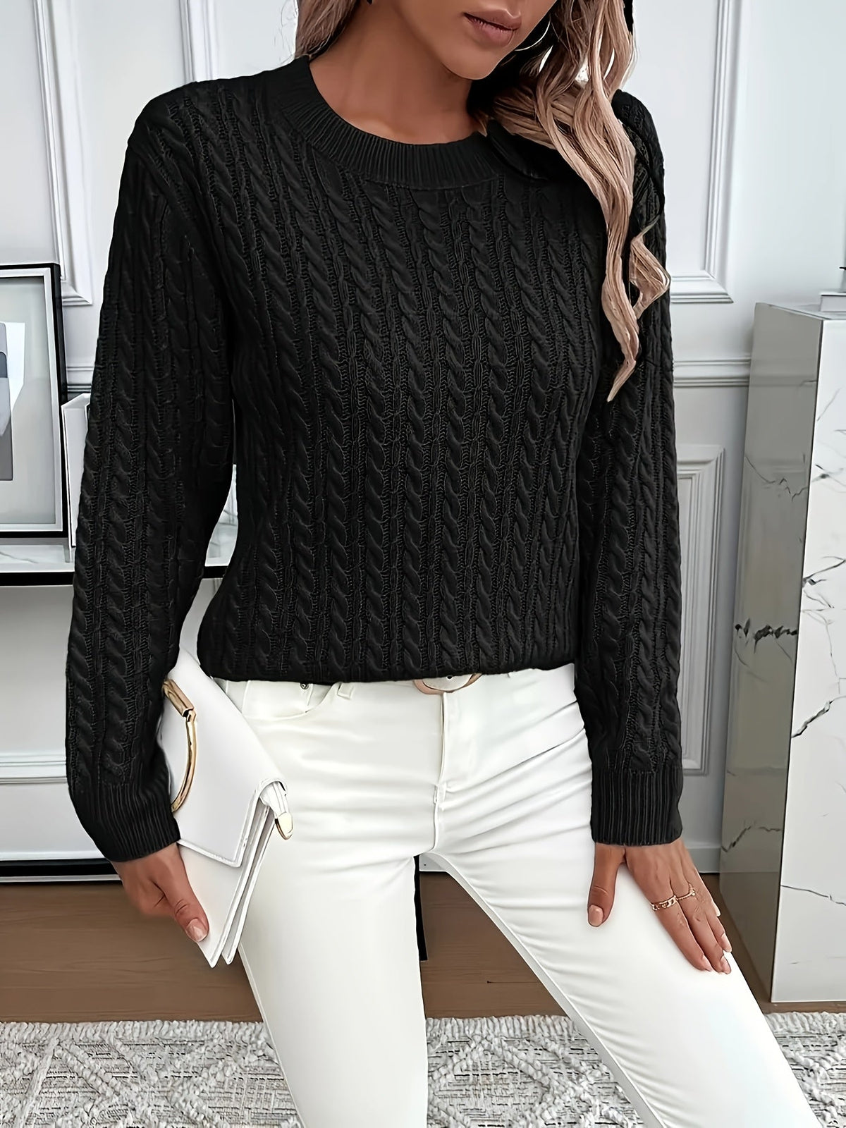 Pull classique pour femme en maille torsadée, à col montant