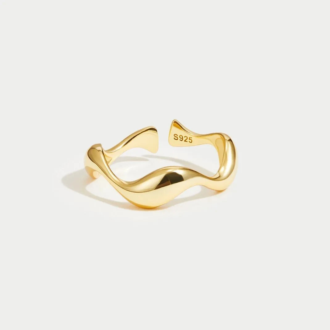 Bague ouverte sculpturale en forme de vague torsadée