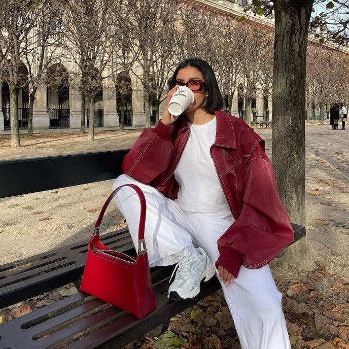 Veste oversize pour femme en cuir vegan à surpiqûres contrastées