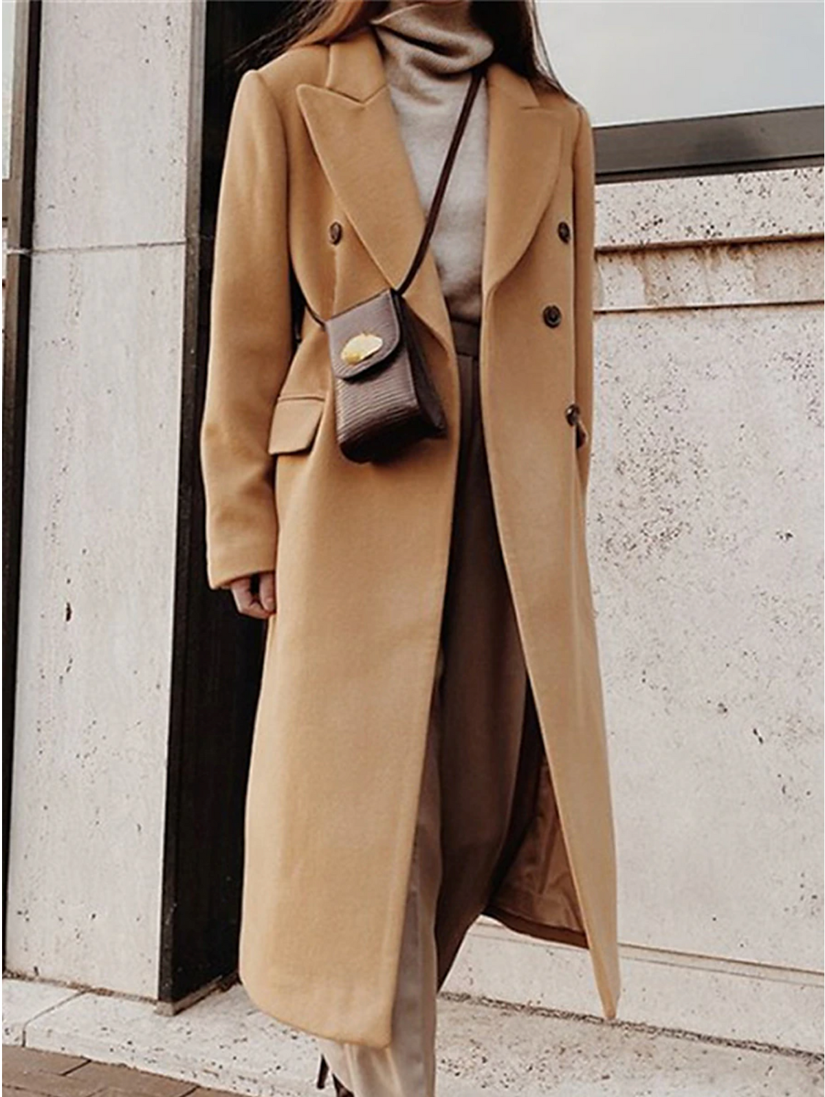 Manteau long ajusté croisé à double boutonnage pour femme