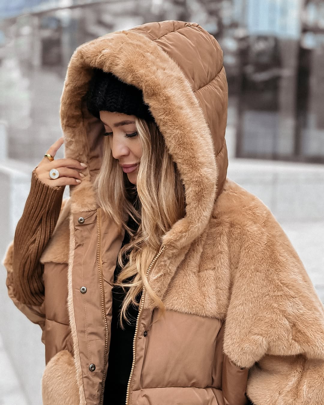 Women's Oversized Faux Fur Patchwork Hooded Puffer Jacket
