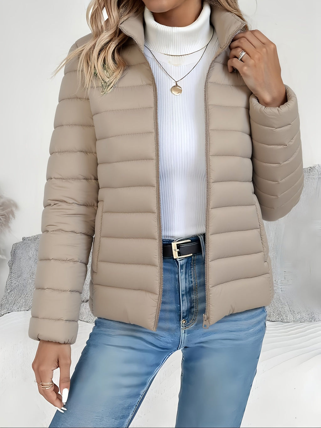 Women’s Lightweight Quilted Stand Collar Puffer Jacket