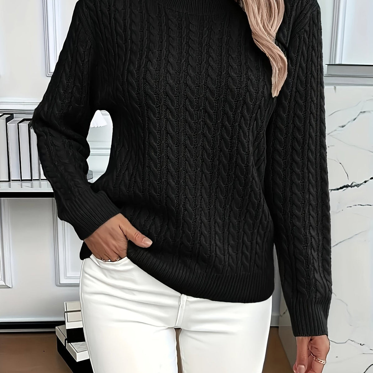 Pull classique pour femme en maille torsadée, à col montant