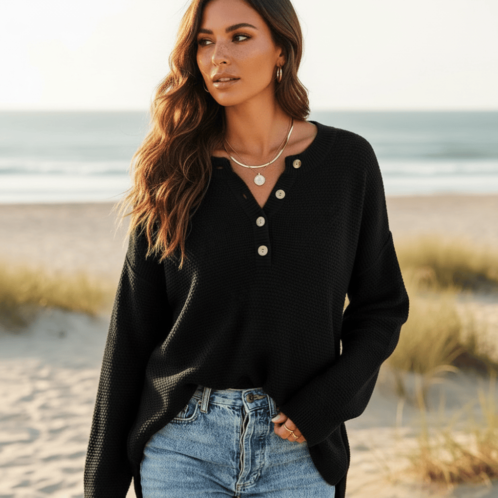 Women's textured knit henley jumper with long sleeves and side slits