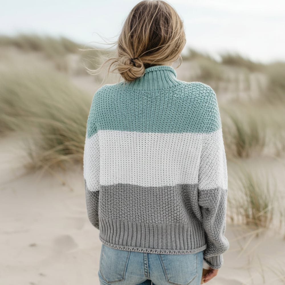 Women's Colour Block Textured Knit Mock Neck Jumper