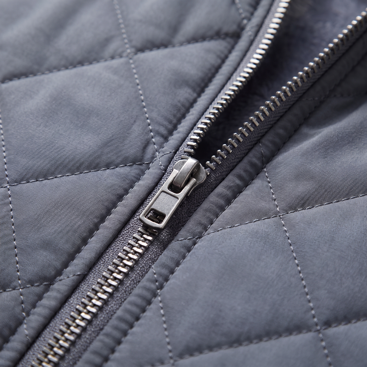 Men's Diamond Quilted Zip-Up Bomber Jacket