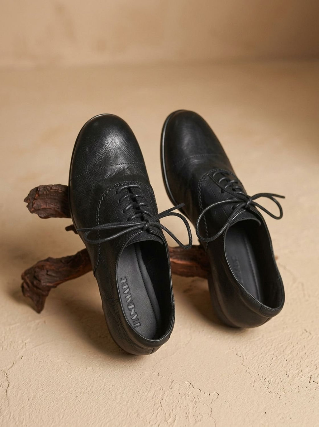 Women's brown cap toe lace-up Oxford shoes with low heels