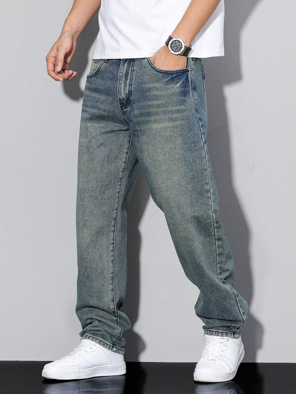 Relaxed Fit Straight Leg Jeans with Faded Wash