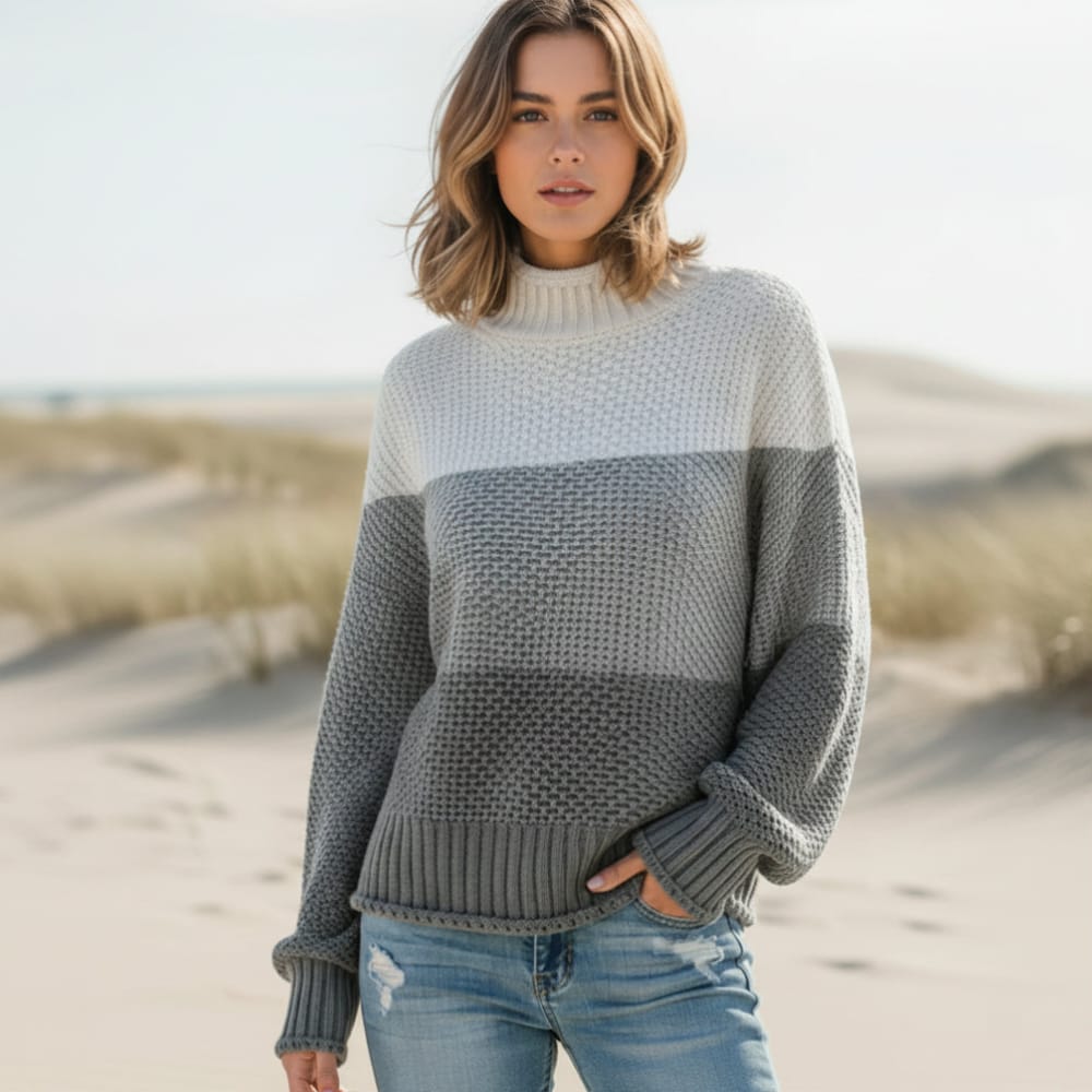 Women's Colour Block Textured Knit Mock Neck Jumper
