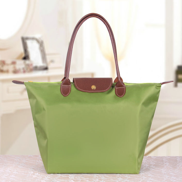 Sac cabas pliable en nylon avec bordure en cuir