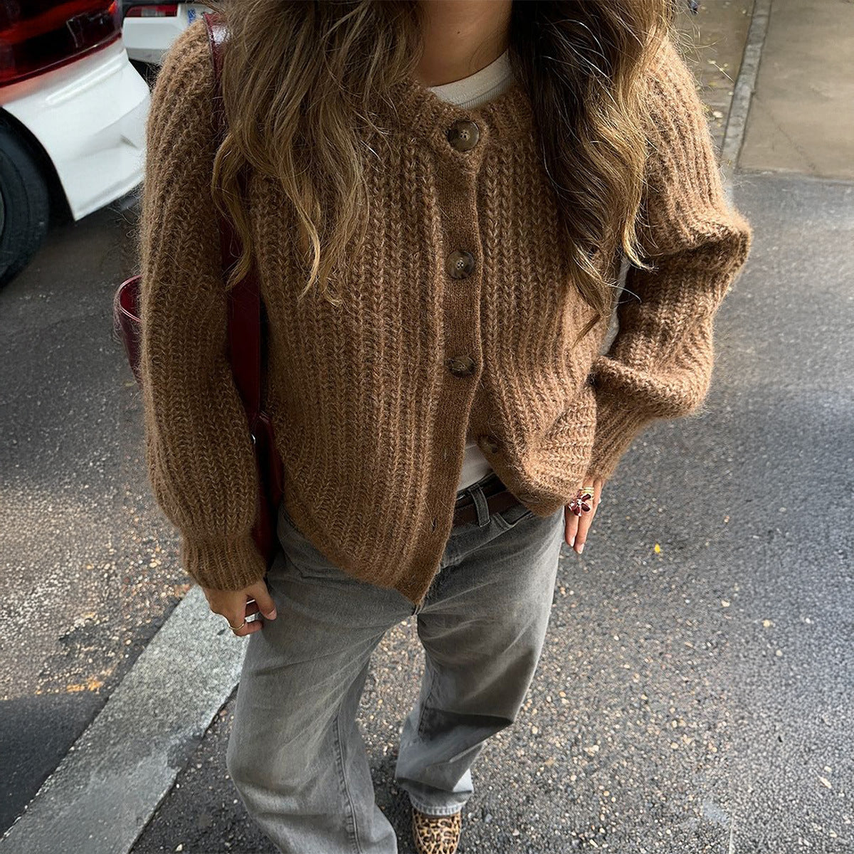 Women's Cropped Chunky Knit Button Cardigan