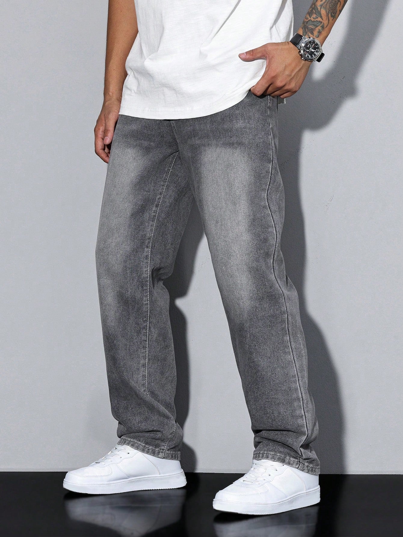 Relaxed Fit Straight Leg Jeans with Faded Wash