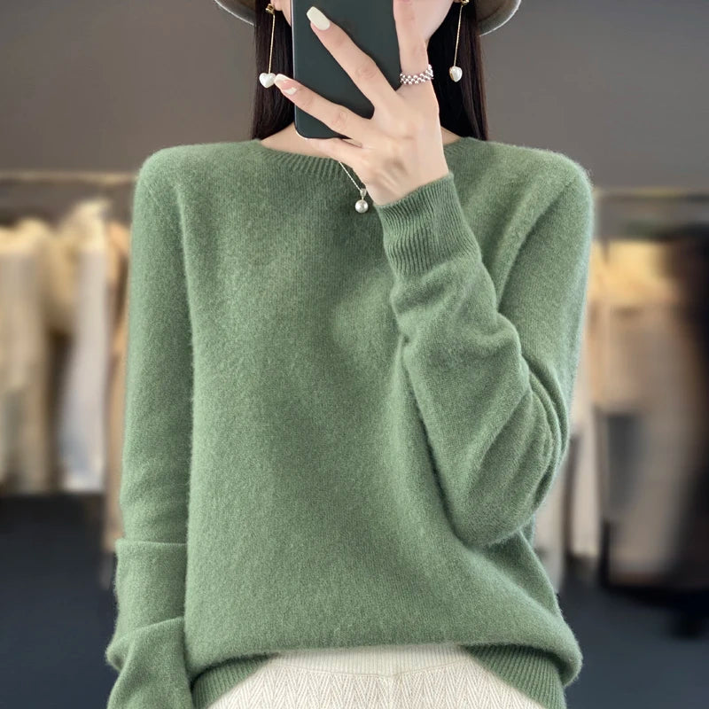 Women's Round Neck Relaxed Knit Sweater