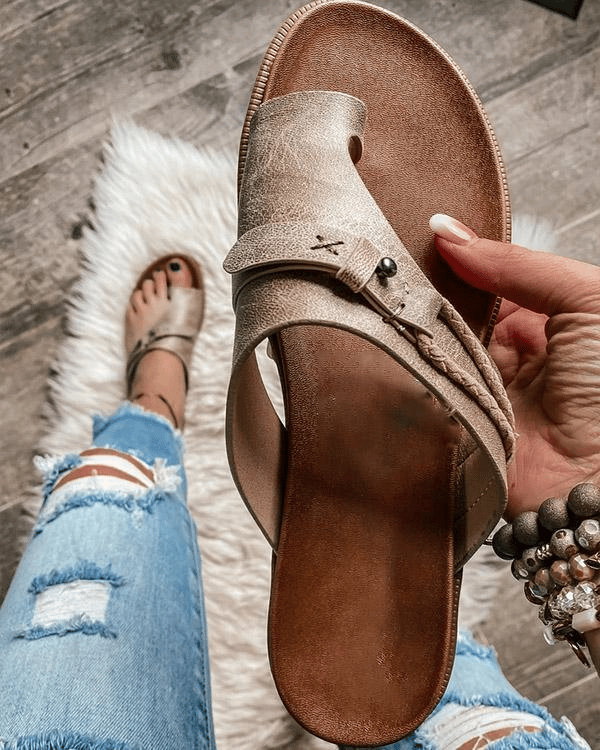 Sandales orthopédiques pour femmes à bride réglable et passant d’orteil