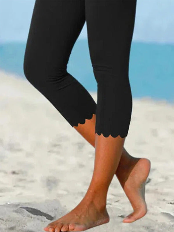 Scalloped Hem Cropped Leggings with Fitted Stretch Fit