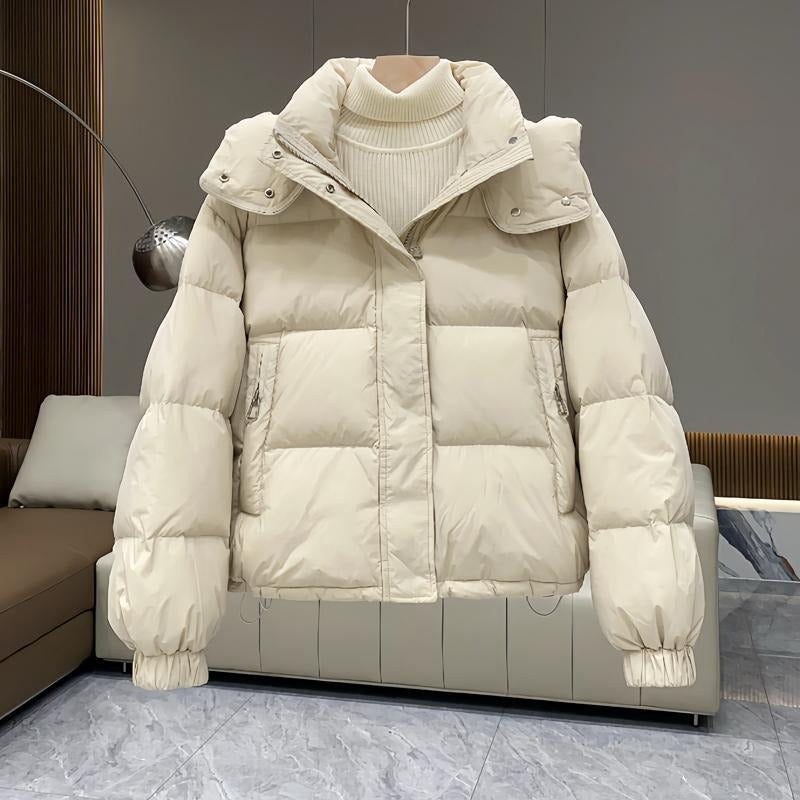 Women's cropped quilted puffer jacket with hood, long sleeves and zip front