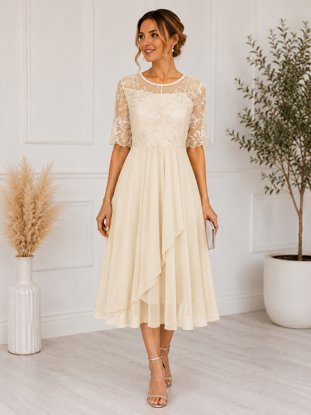 Robe midi à corsage en dentelle et jupe superposée en mousseline