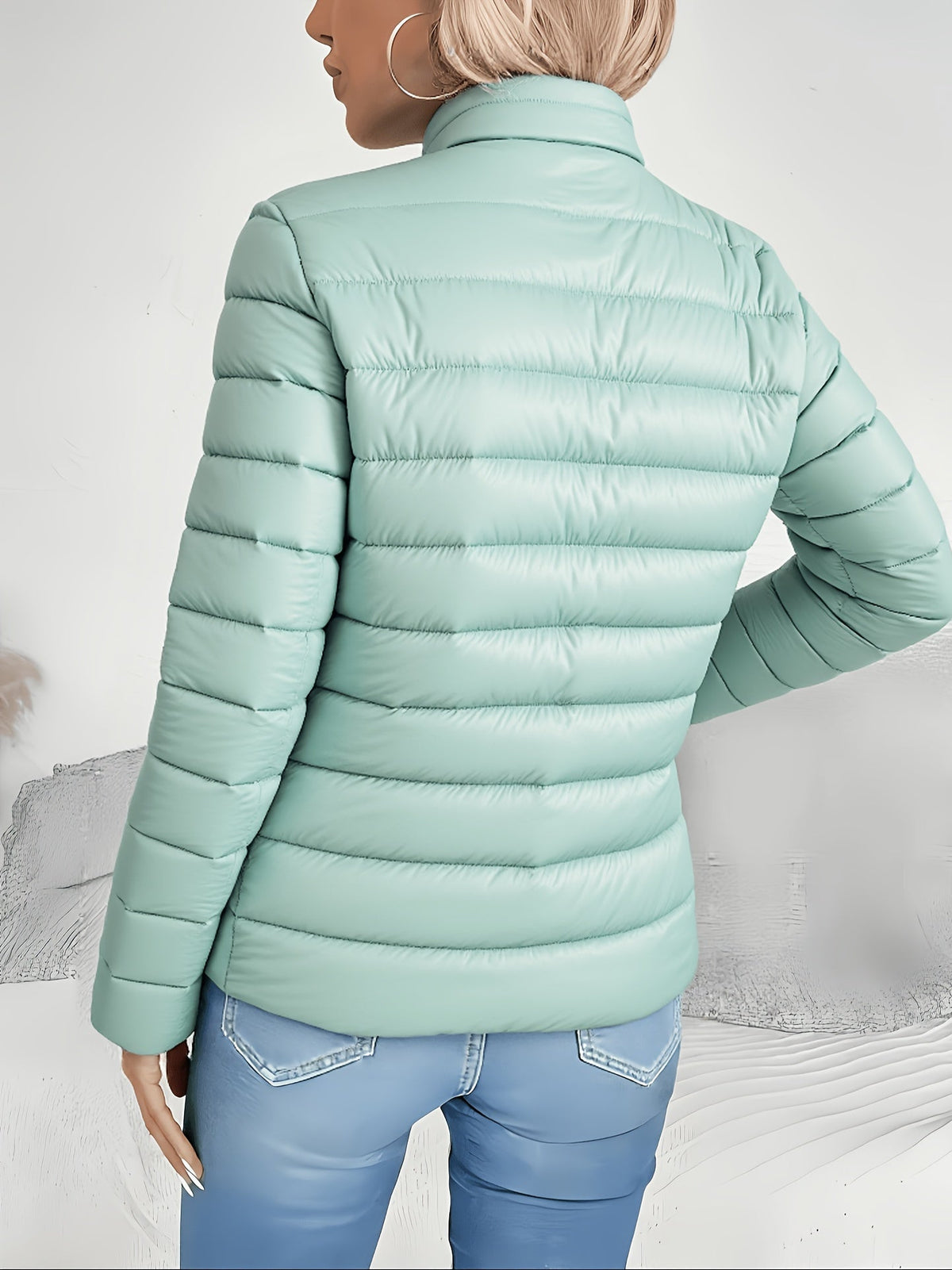 Women’s Lightweight Quilted Stand Collar Puffer Jacket
