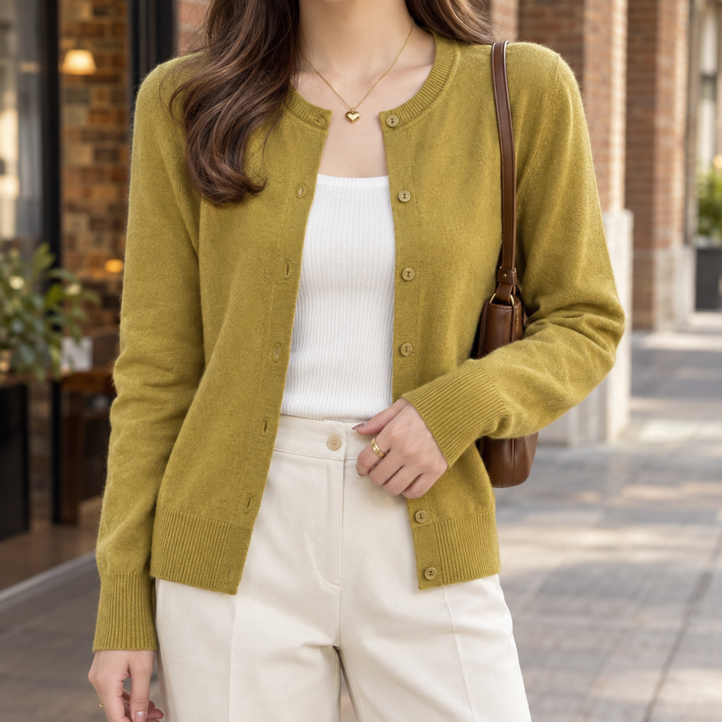 Women's Fitted Crew Neck Button-Front Cardigan