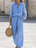 Ensemble chemise à manches longues boutonnée sur le devant et pantalon à jambes larges