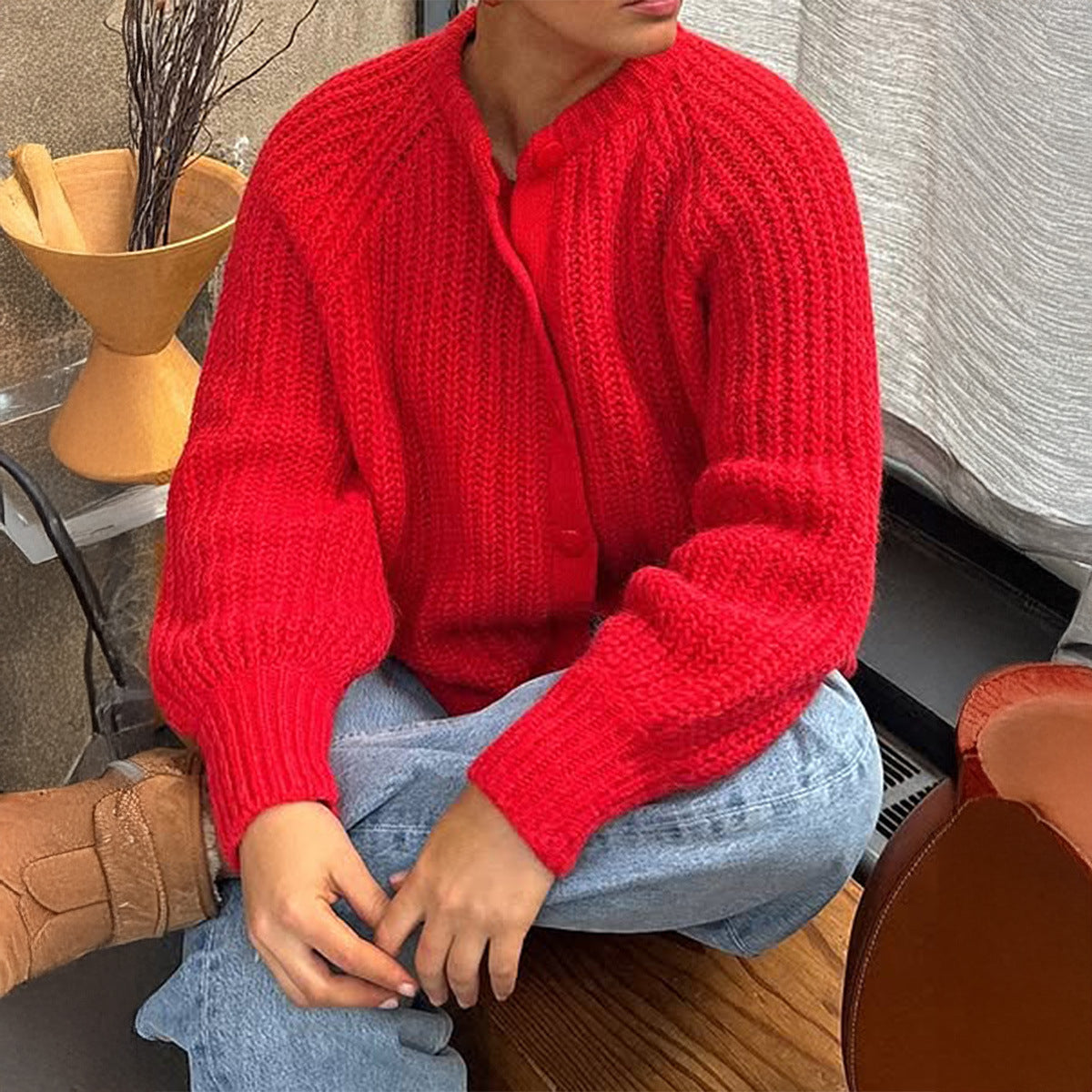 Women's Cropped Chunky Knit Button Cardigan