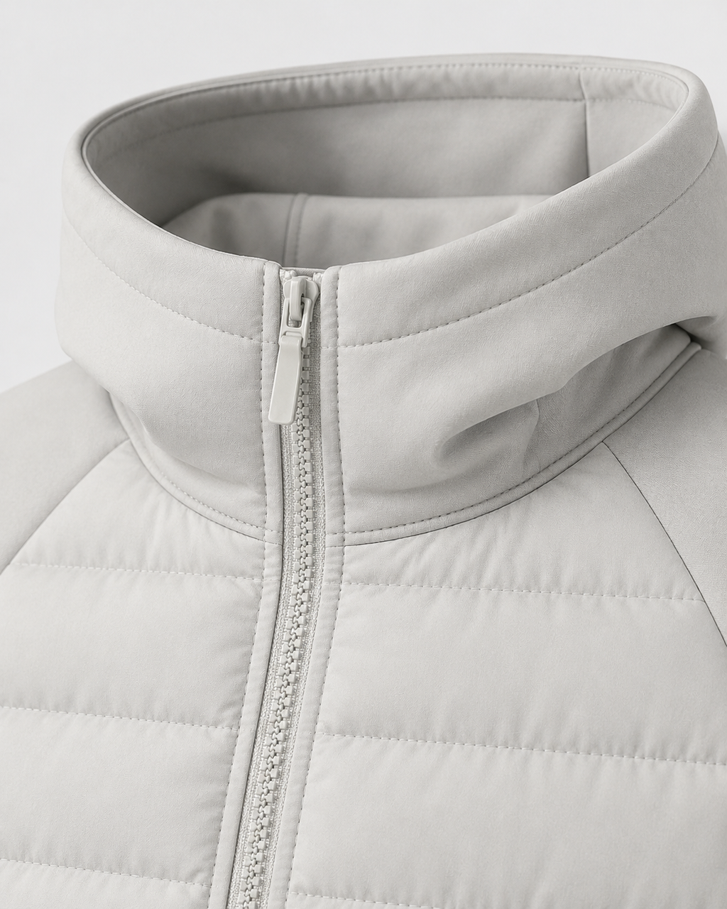 Men's quilted hooded zip jacket with long sleeves and front zip pockets