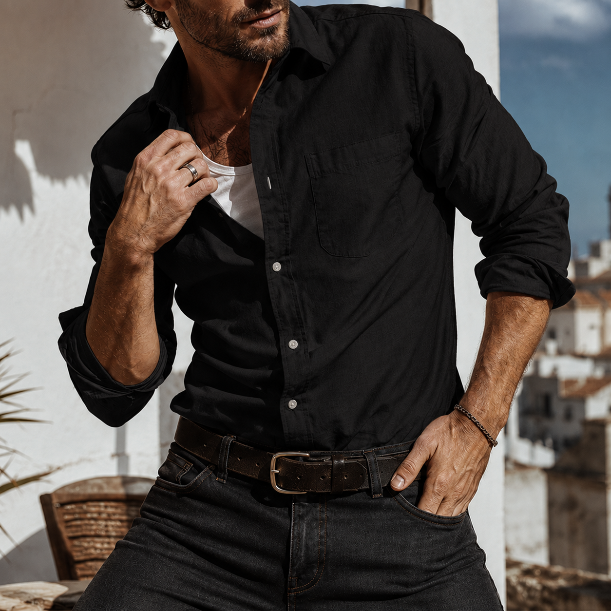 Chemise en coton texturé à manches longues, avec poche poitrine