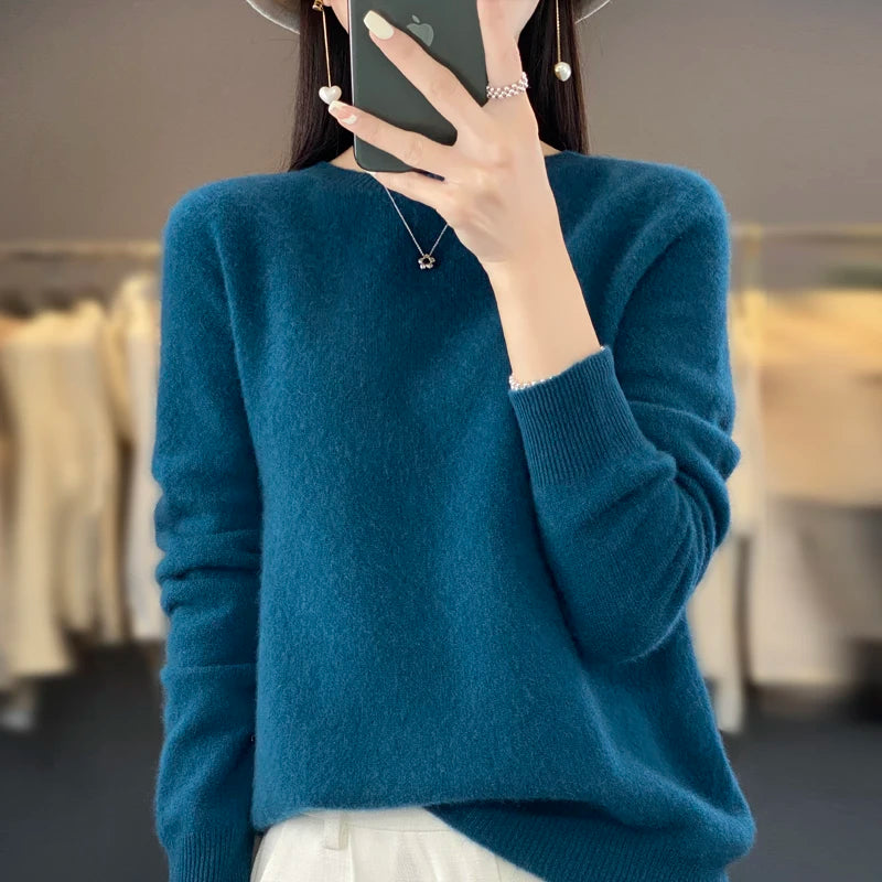 Women's Round Neck Relaxed Knit Sweater