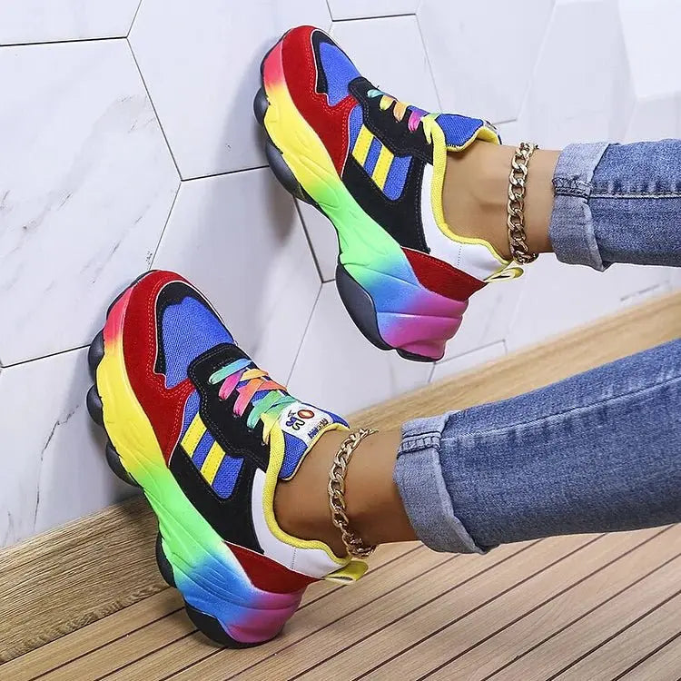 Baskets pour femmes à semelle épaisse et à empiècements multicolores arc-en-ciel