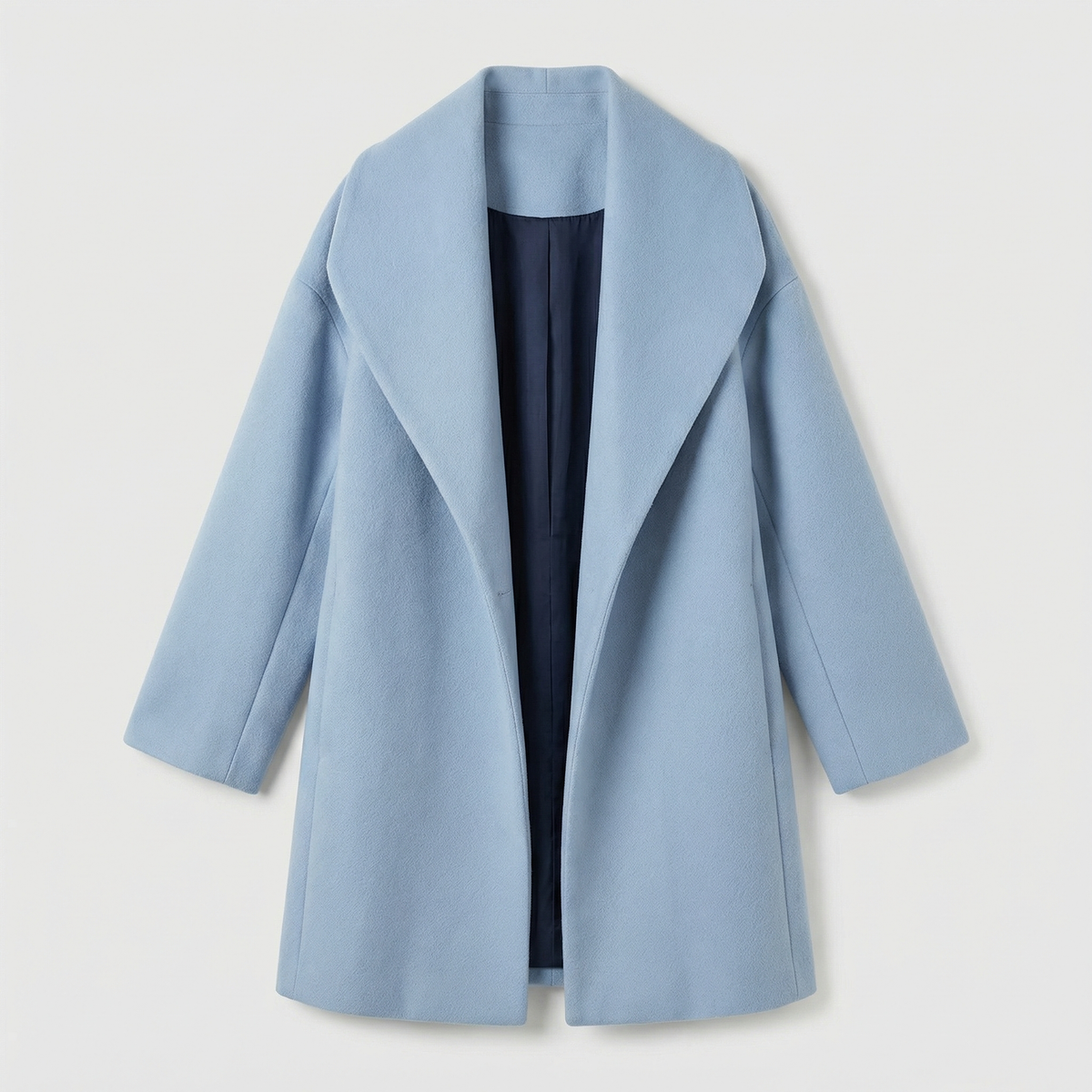 Women's open front coat with wide lapels and long sleeves