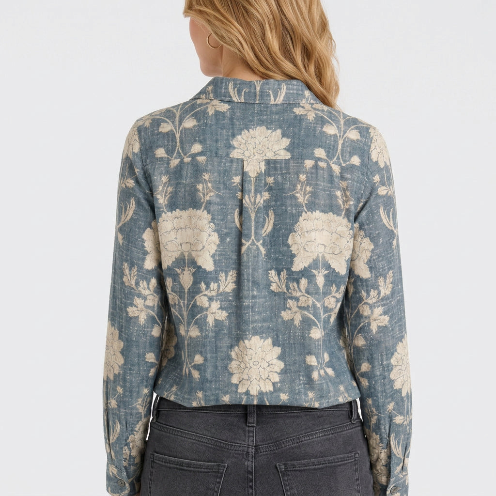 Women’s Printed Button Up Shirt – Collared Long Sleeve Pocket Style