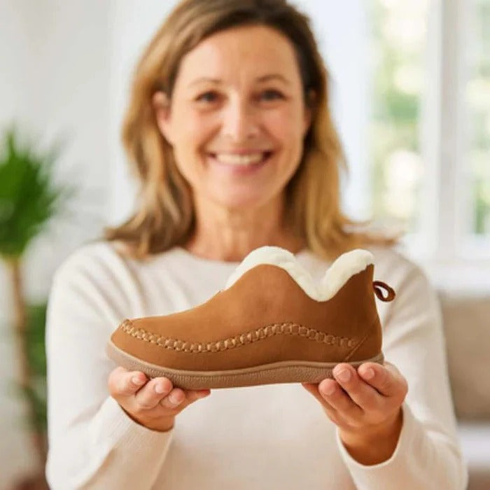 Women's Faux Fur Lined Moc Toe Slip-On Boots