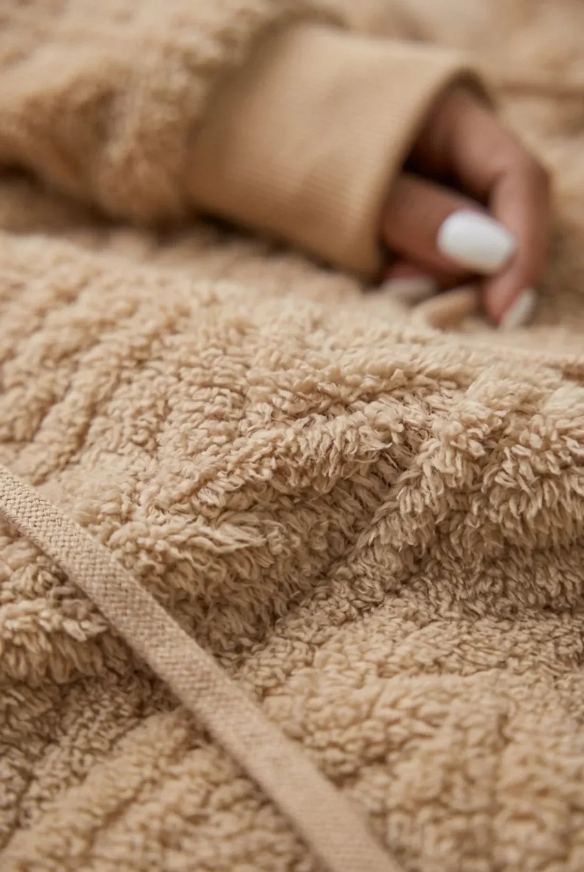 Women's Textured Teddy Fleece Drawstring Hoodie