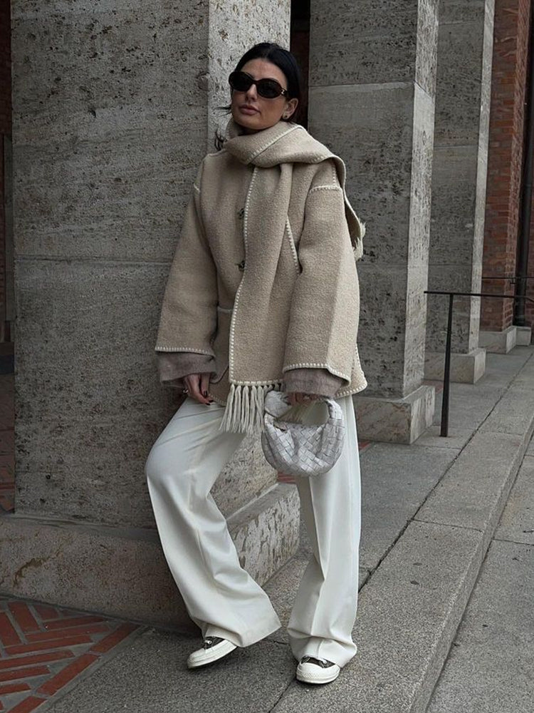 Manteau-écharpe pour femme à points de couverture, avec bordure à franges
