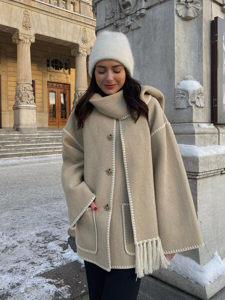Manteau-écharpe pour femme à points de couverture, avec bordure à franges