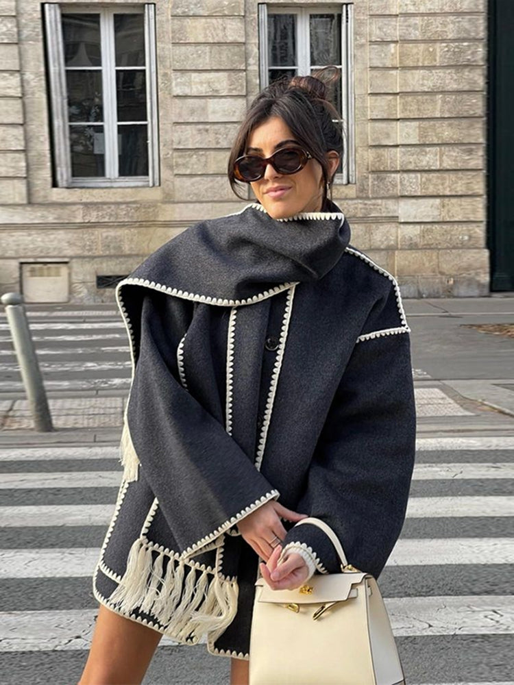 Manteau-écharpe pour femme à points de couverture, avec bordure à franges