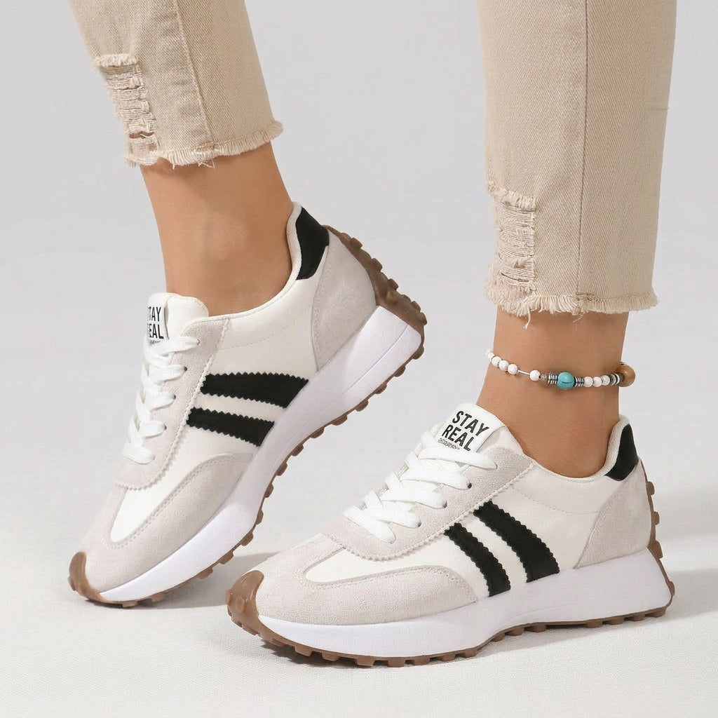 Sneakers – Retro Lace-Up Everyday Style