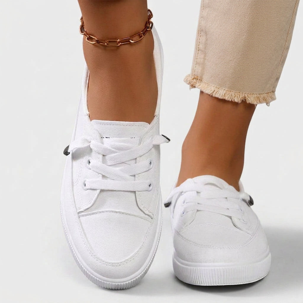 Sneakers – Canvas Lace-Up Everyday Style