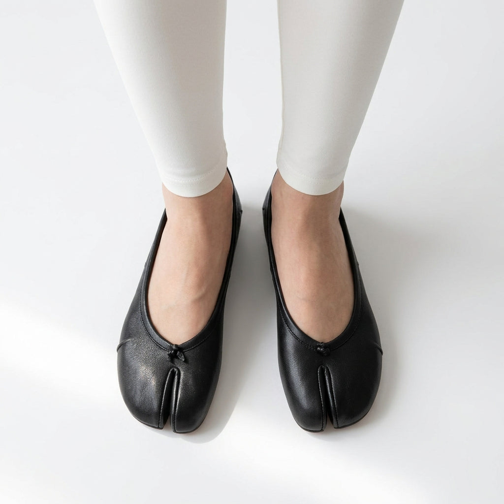 Split-Toe Slip-On Ballet Flat Shoes
