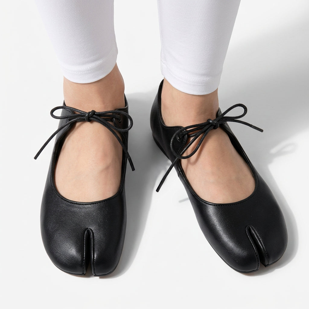 Split-Toe Slip-On Ballet Flat Shoes