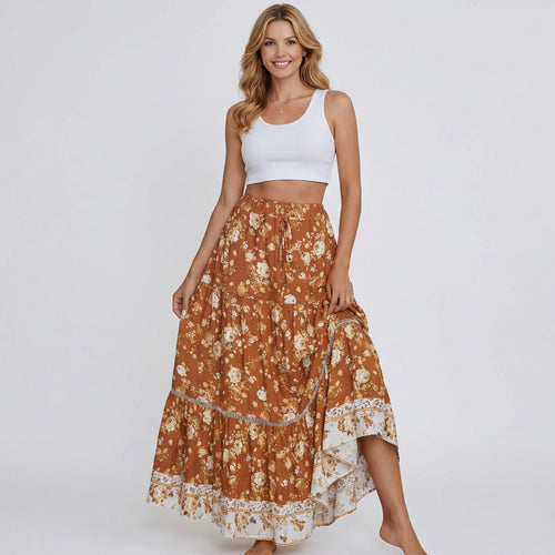 Jupe longue bohème à volants et imprimé floral avec taille à nouer