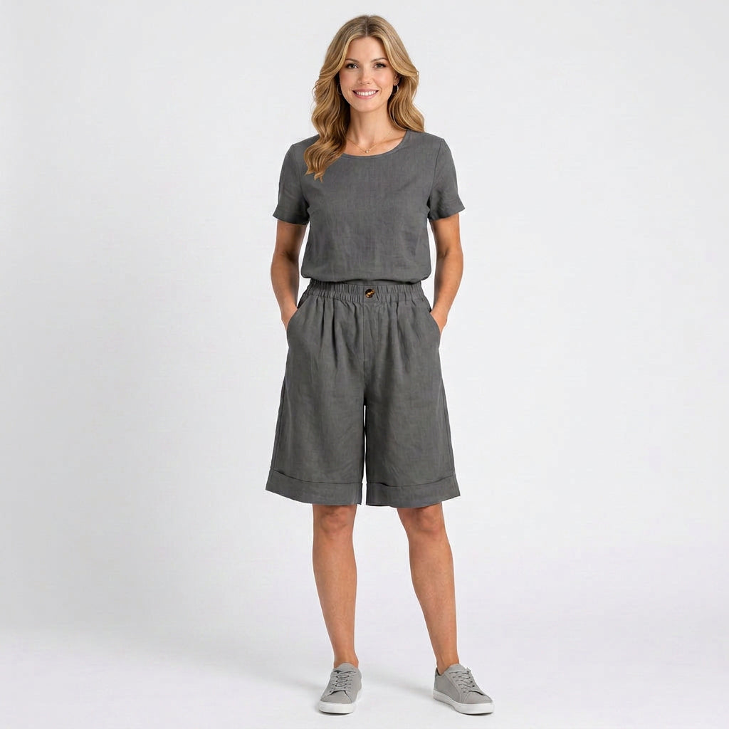 Women’s Elastic Waist Casual Shorts