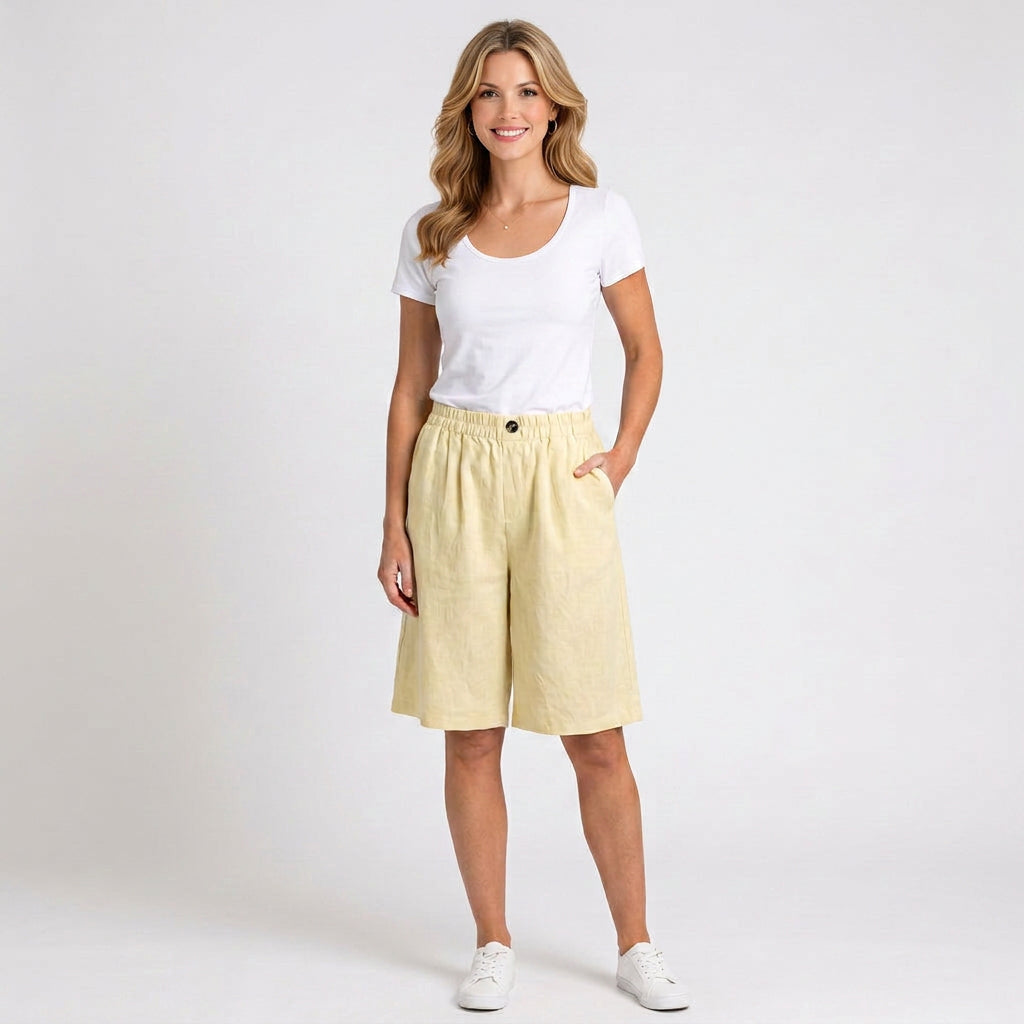 Women’s Elastic Waist Casual Shorts