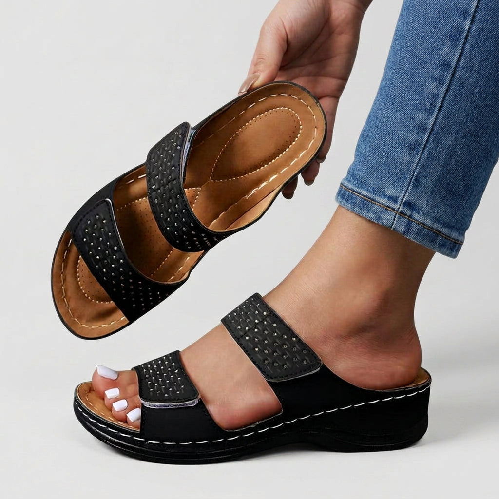 Comfort Slide Sandals Women’s Studded Strap Summer Shoes